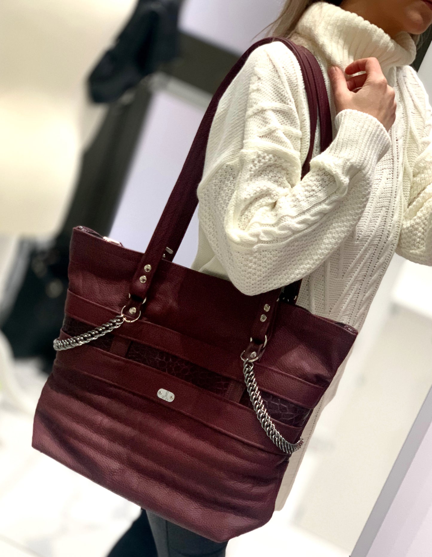 Tote Deluxe (Red Wine)