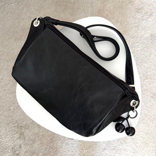 Sling Bag Large (Black Croc)