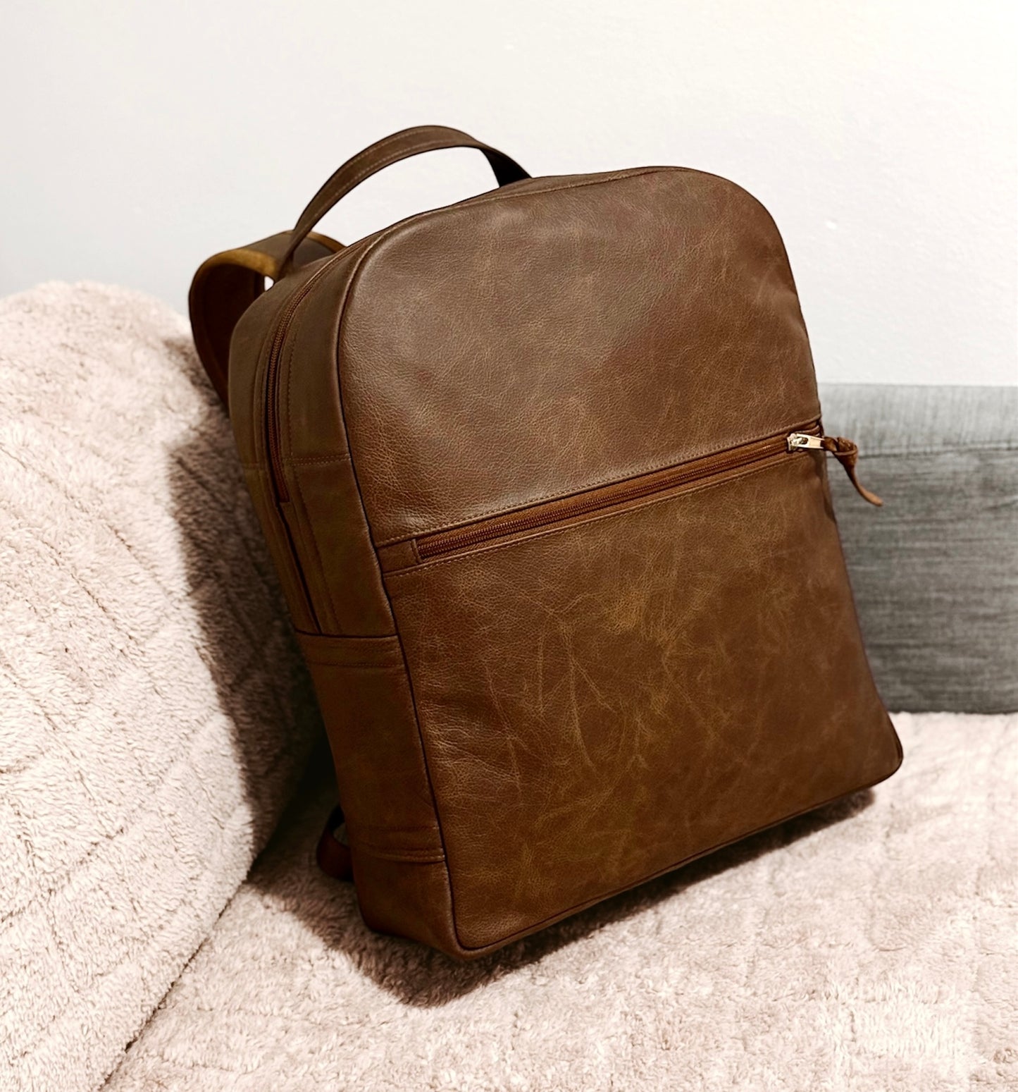 Classic Backpack (Cognac)