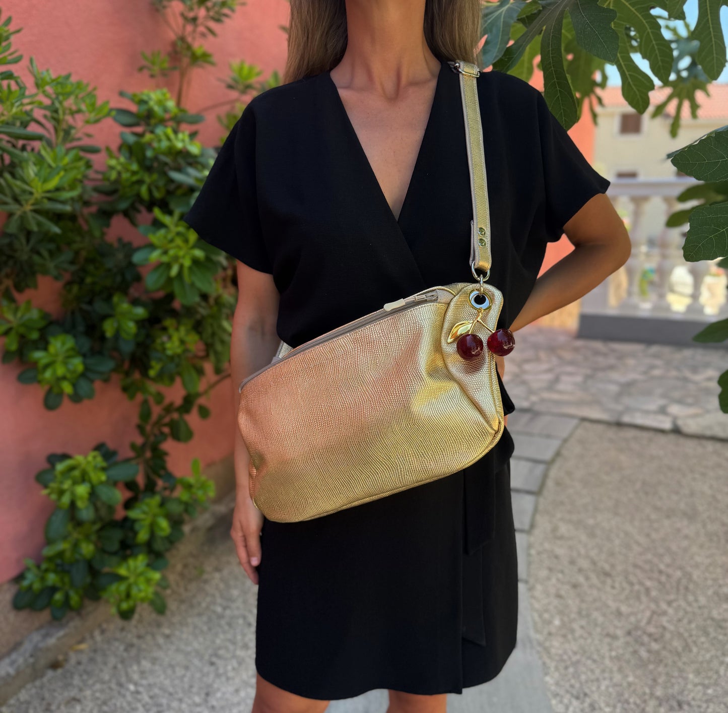 Sling Bag Large (Goldie)
