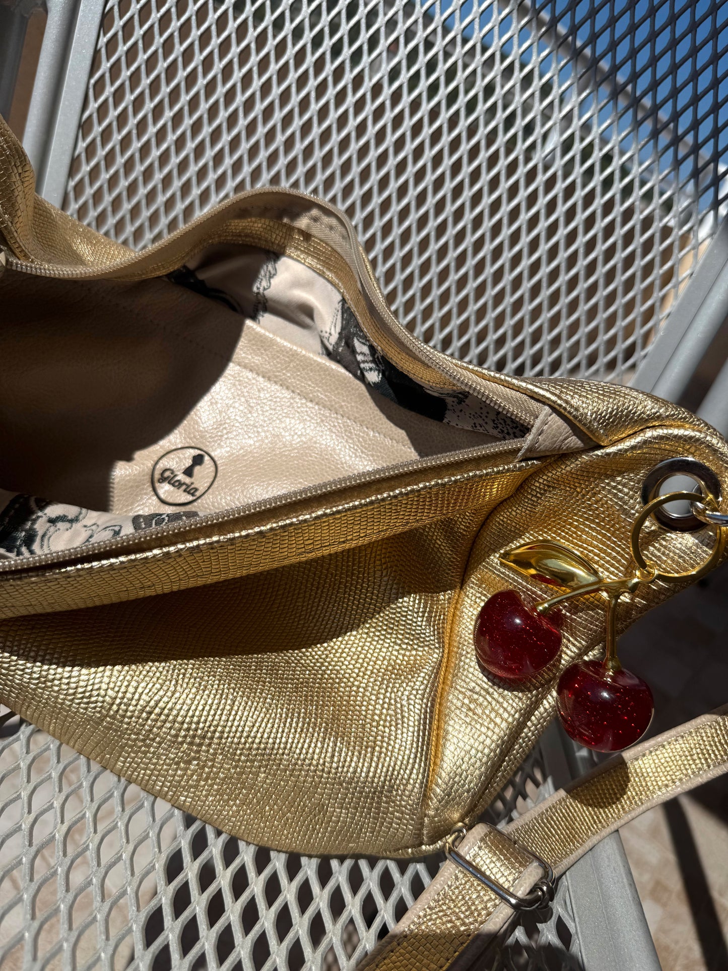Sling Bag Large (Goldie)