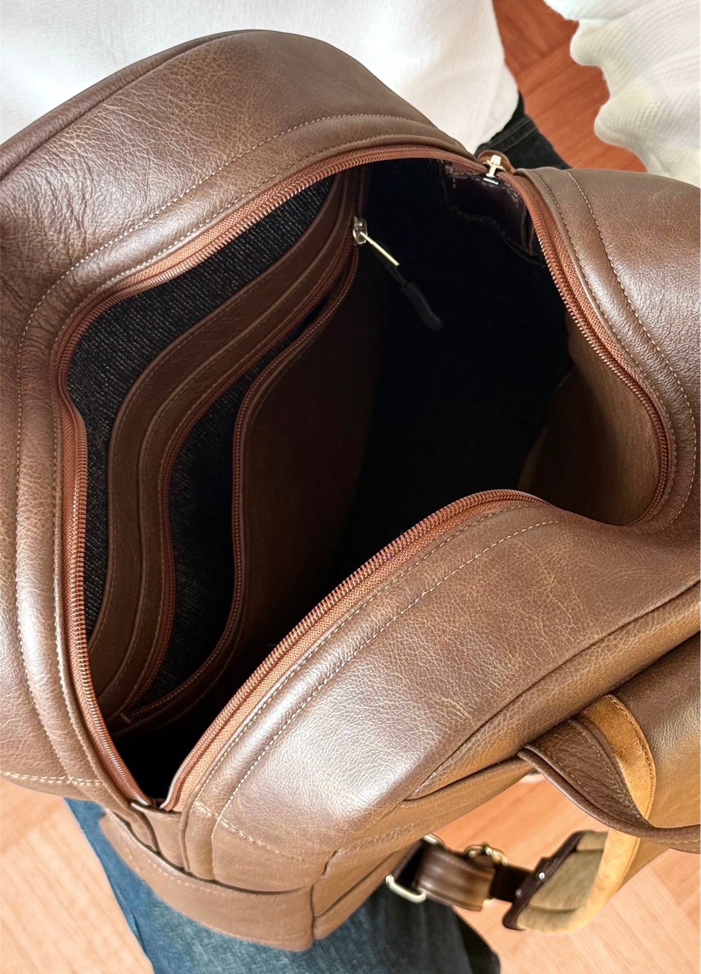 Classic Backpack (Cognac)