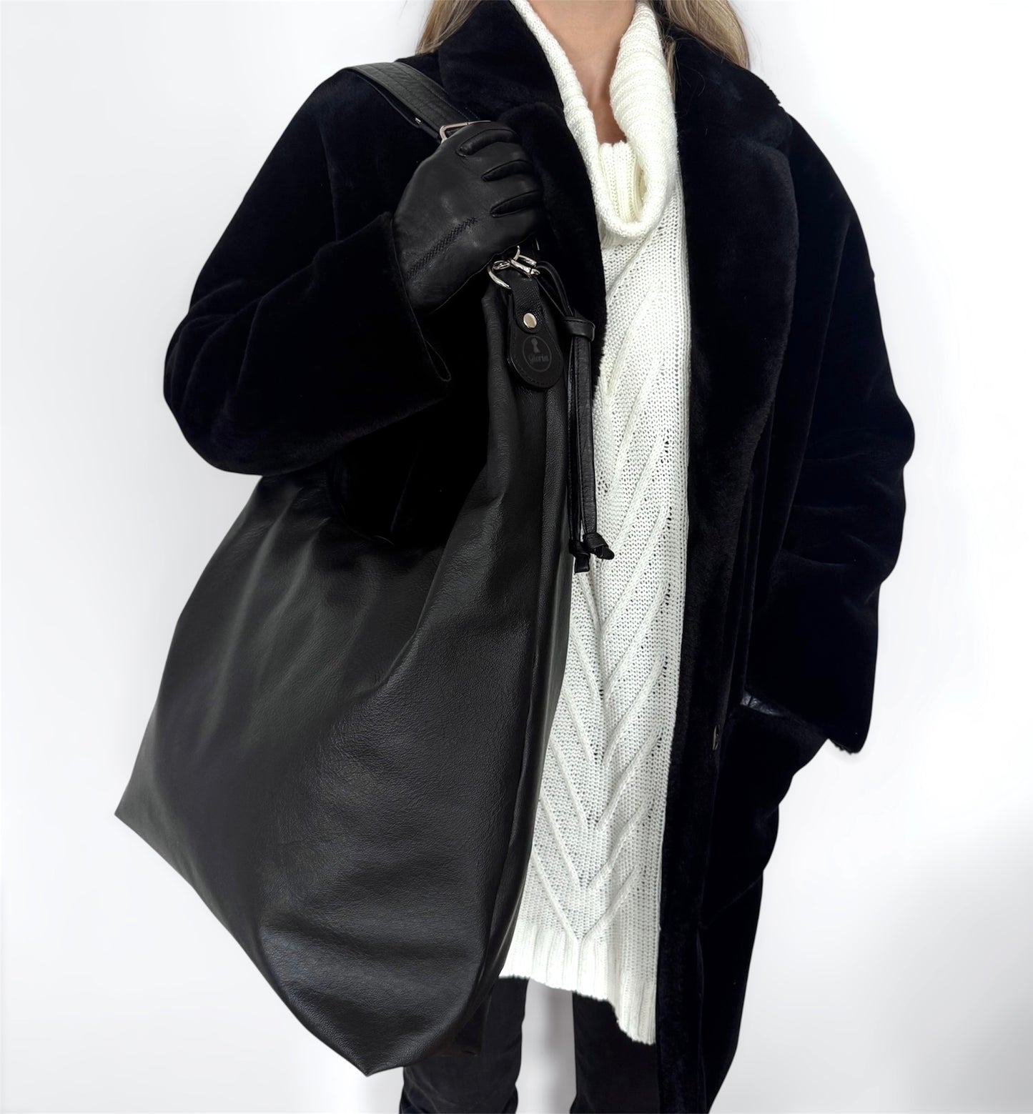 Hobo Bag (Forever Black)