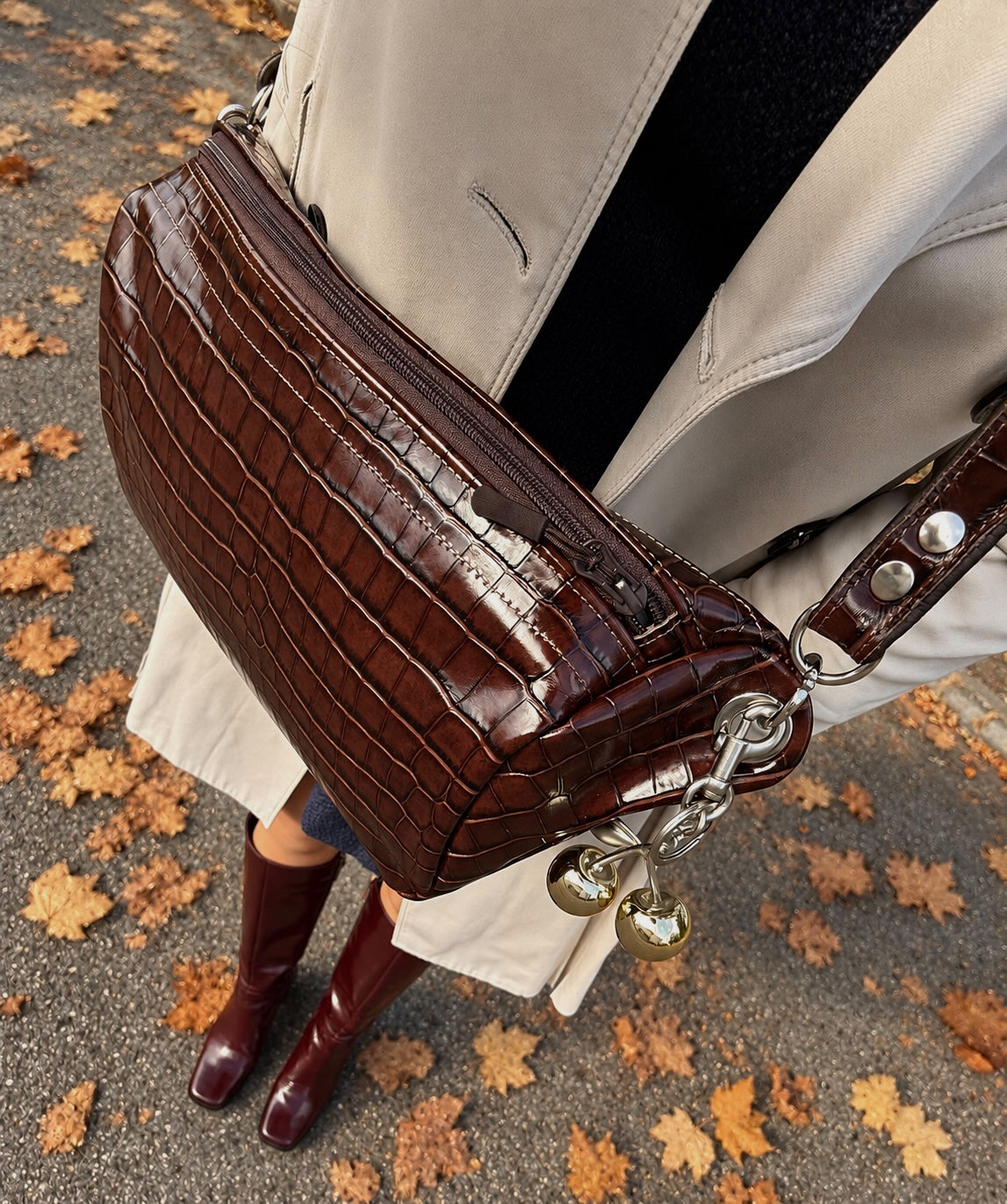 Sling Bag Large (Chocolate Truffle)