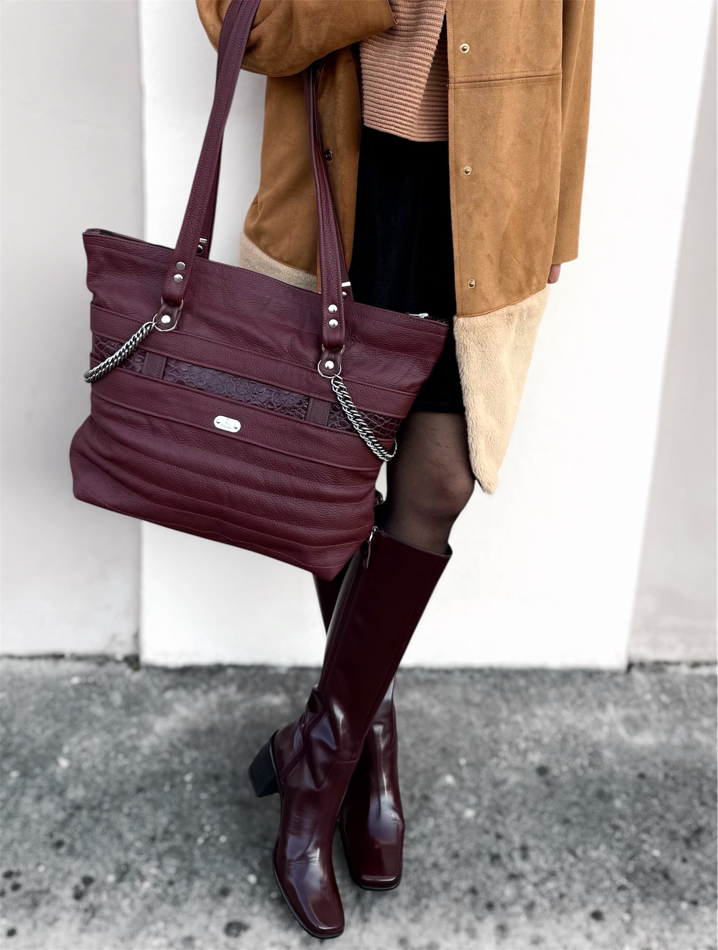 Tote Deluxe (Red Wine)
