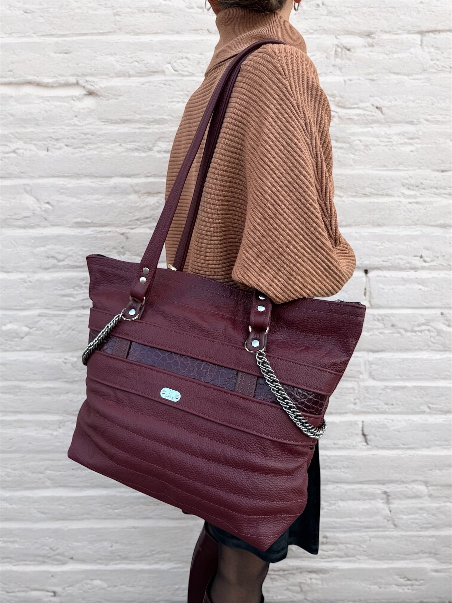 Tote Deluxe (Red Wine)