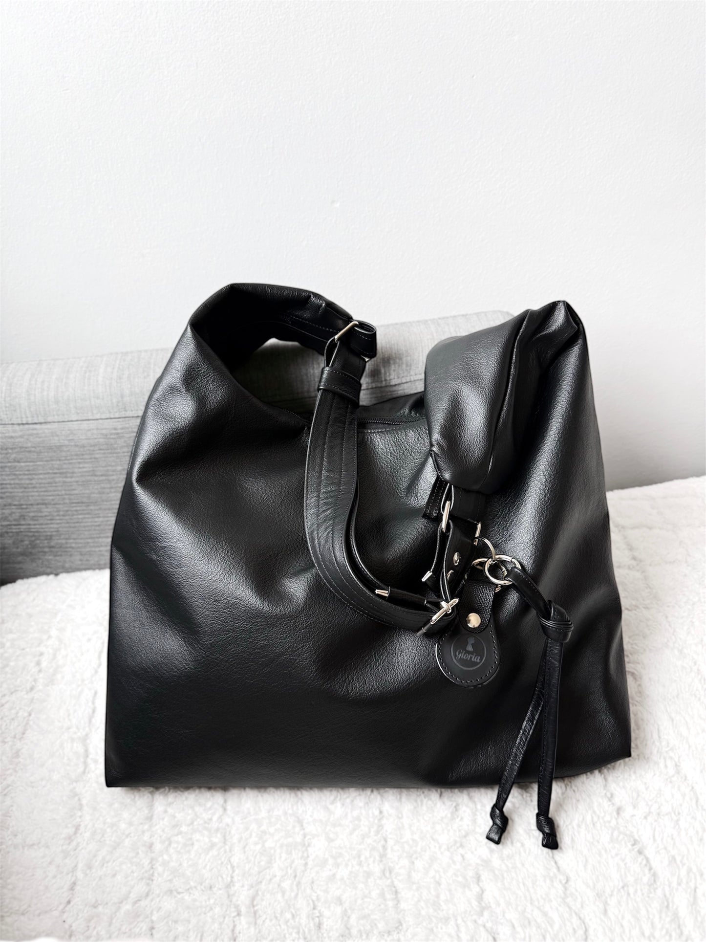 Hobo Bag (Forever Black)