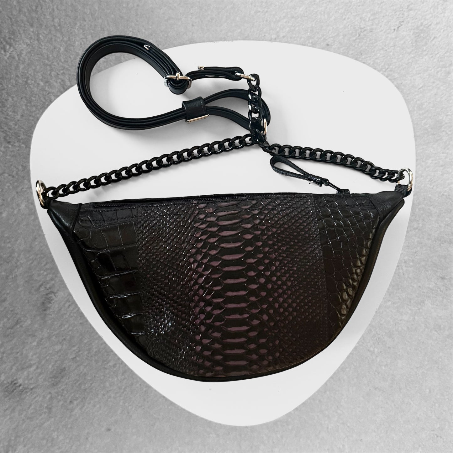 Moon Bag (Violet Noir)