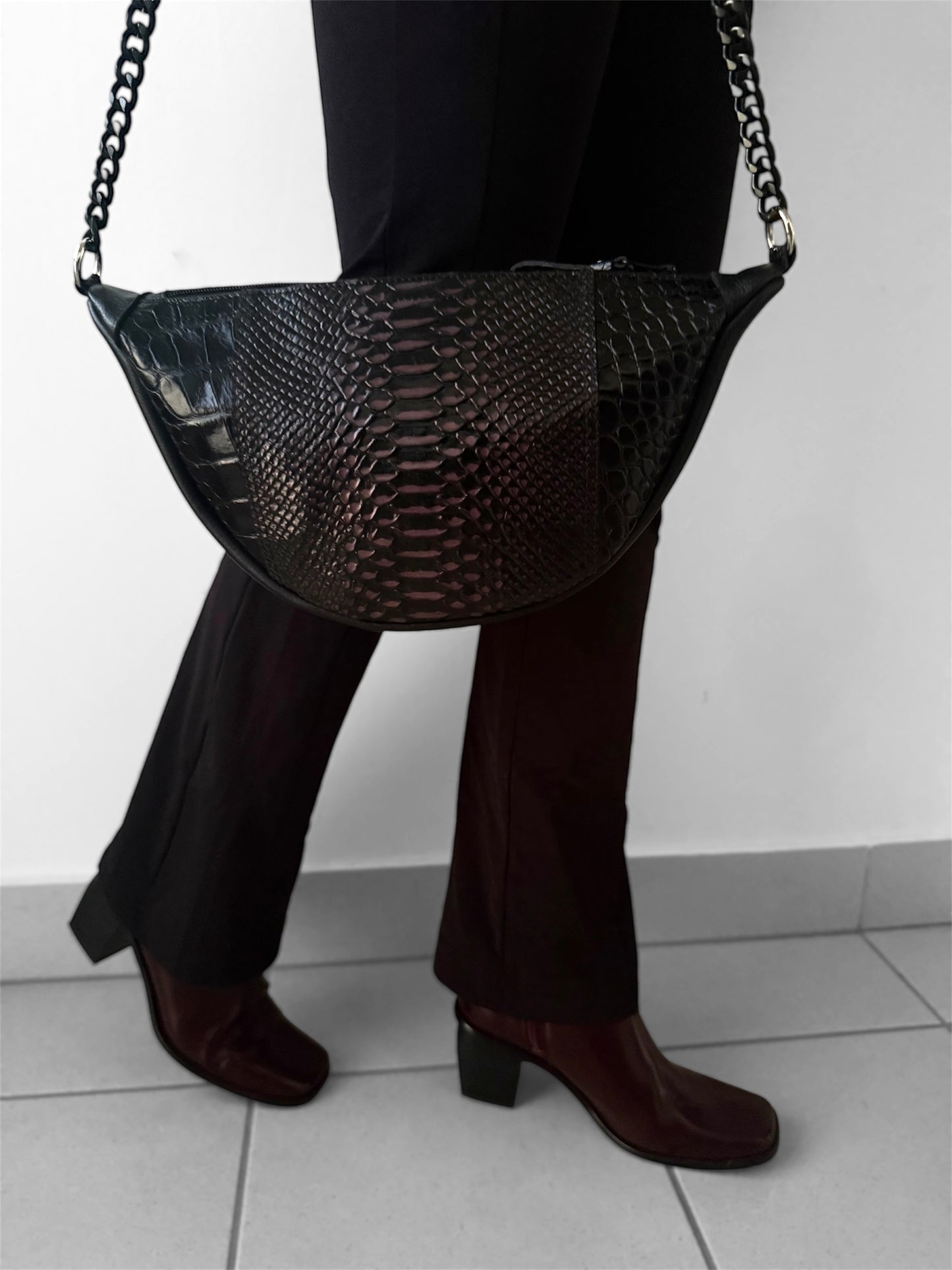 Moon Bag (Violet Noir)