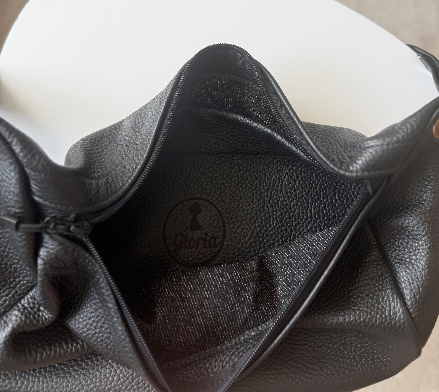 Sling Bag Large (Black)